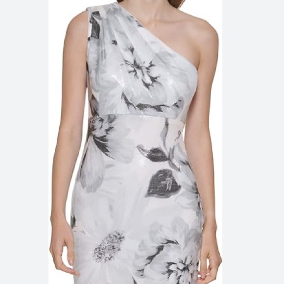 Calvin Klein Floral Evening Gown - Picture 6 of 17